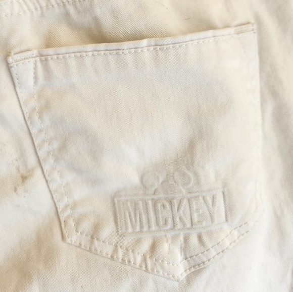 Mickey Mouse Mid-Rise Slightly Destressed Ankle-Lengt White Denim Empossed Jeans - Picture 4 of 9